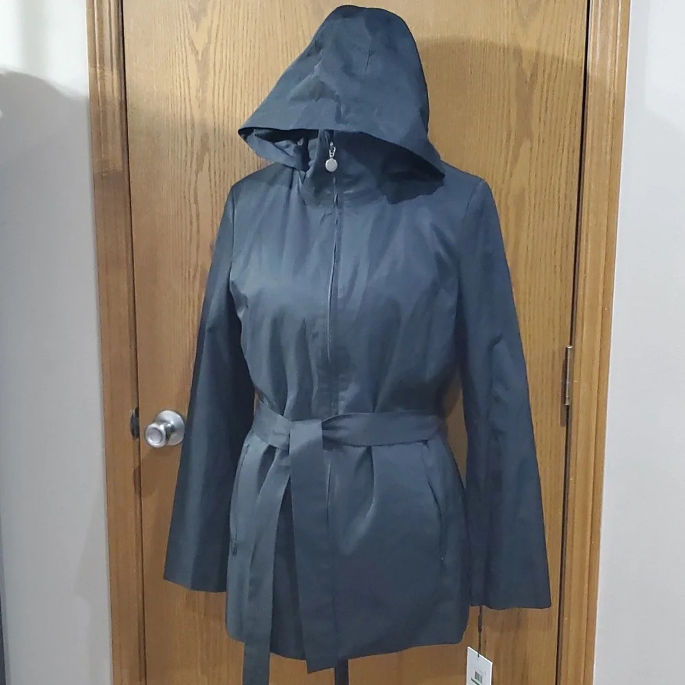 Calvin Klein nwt black lightweight mid length belted hooded jacket